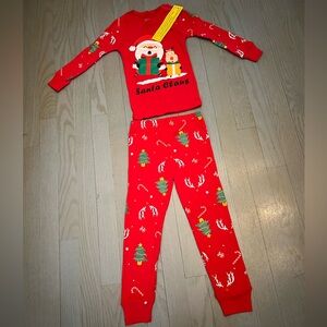 🎅🏼NWT CHRISTMAS PAJAMA SET🎅🏼